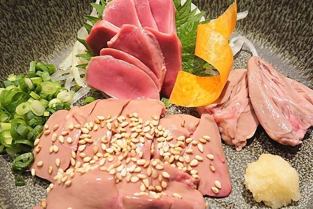 きんの藏(きんの蔵)、キンクラの料理「鶏の肝刺し3種盛り合わせ」